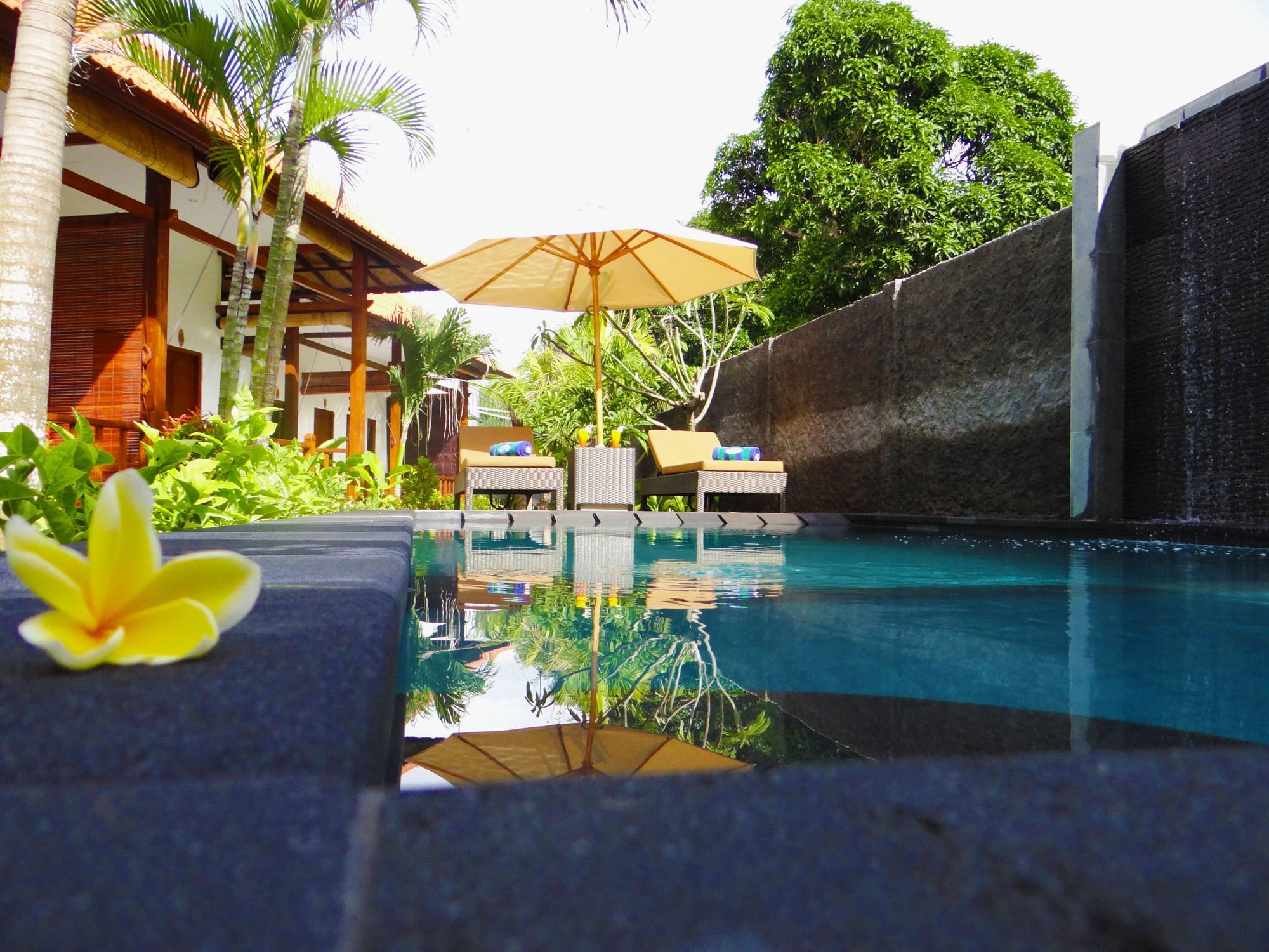 Isola D'oro Lembongan 3*